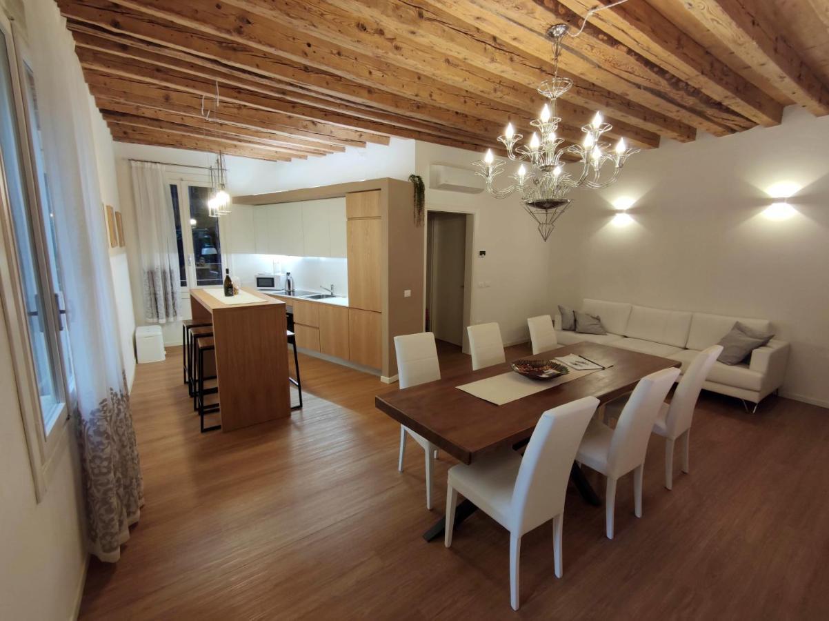 Deluxe 3 Bedrooom Flat in Rialto Apartment Veneţia Exterior foto