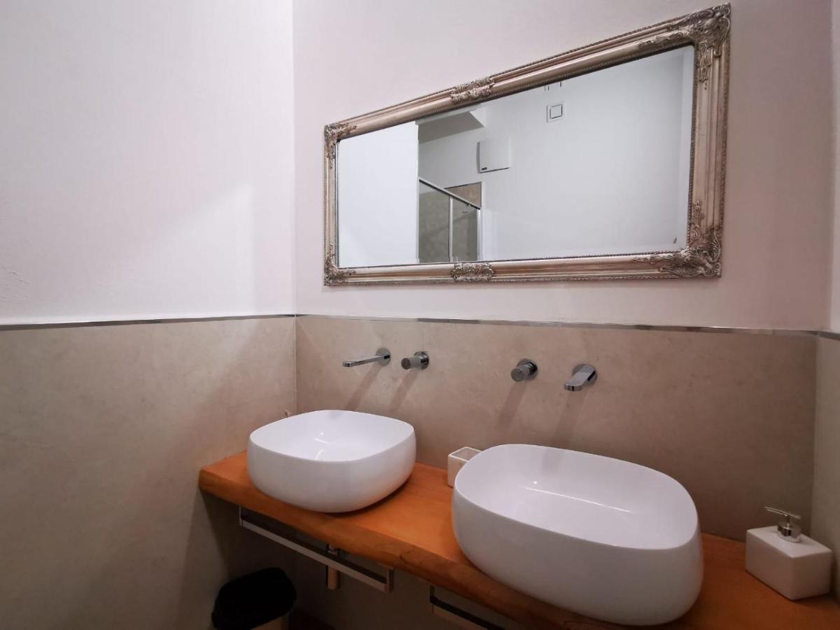 Deluxe 3 Bedrooom Flat in Rialto Apartment Veneţia Exterior foto