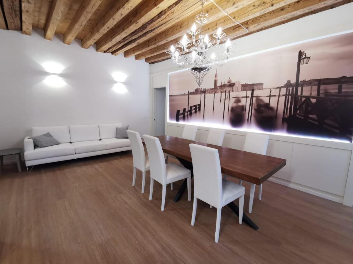 Deluxe 3 Bedrooom Flat in Rialto Apartment Veneţia Exterior foto